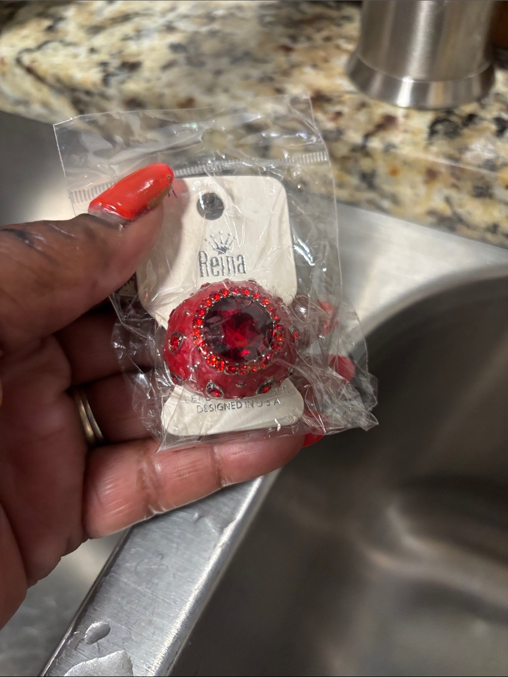 Reina Red Crystal Phone Ring Grip